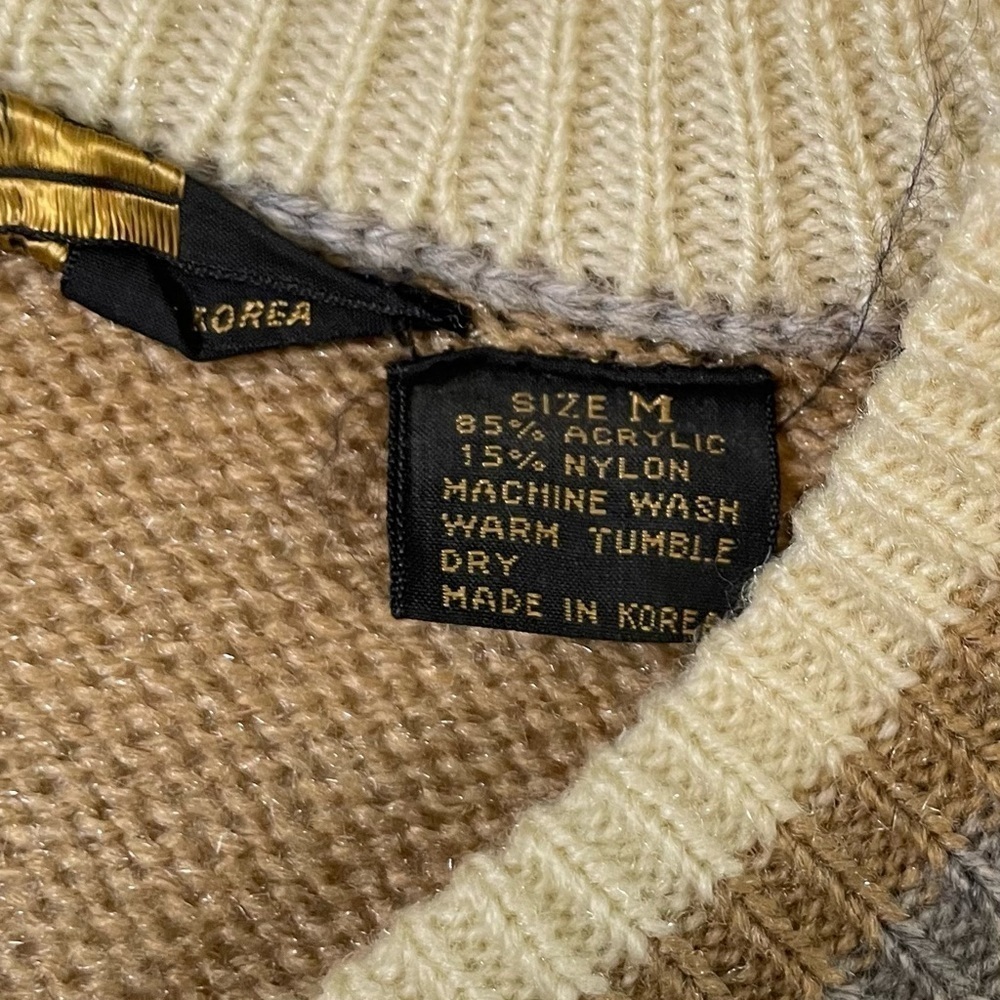 VTG cable knit v neck sweater medium - Picture 7 of 10